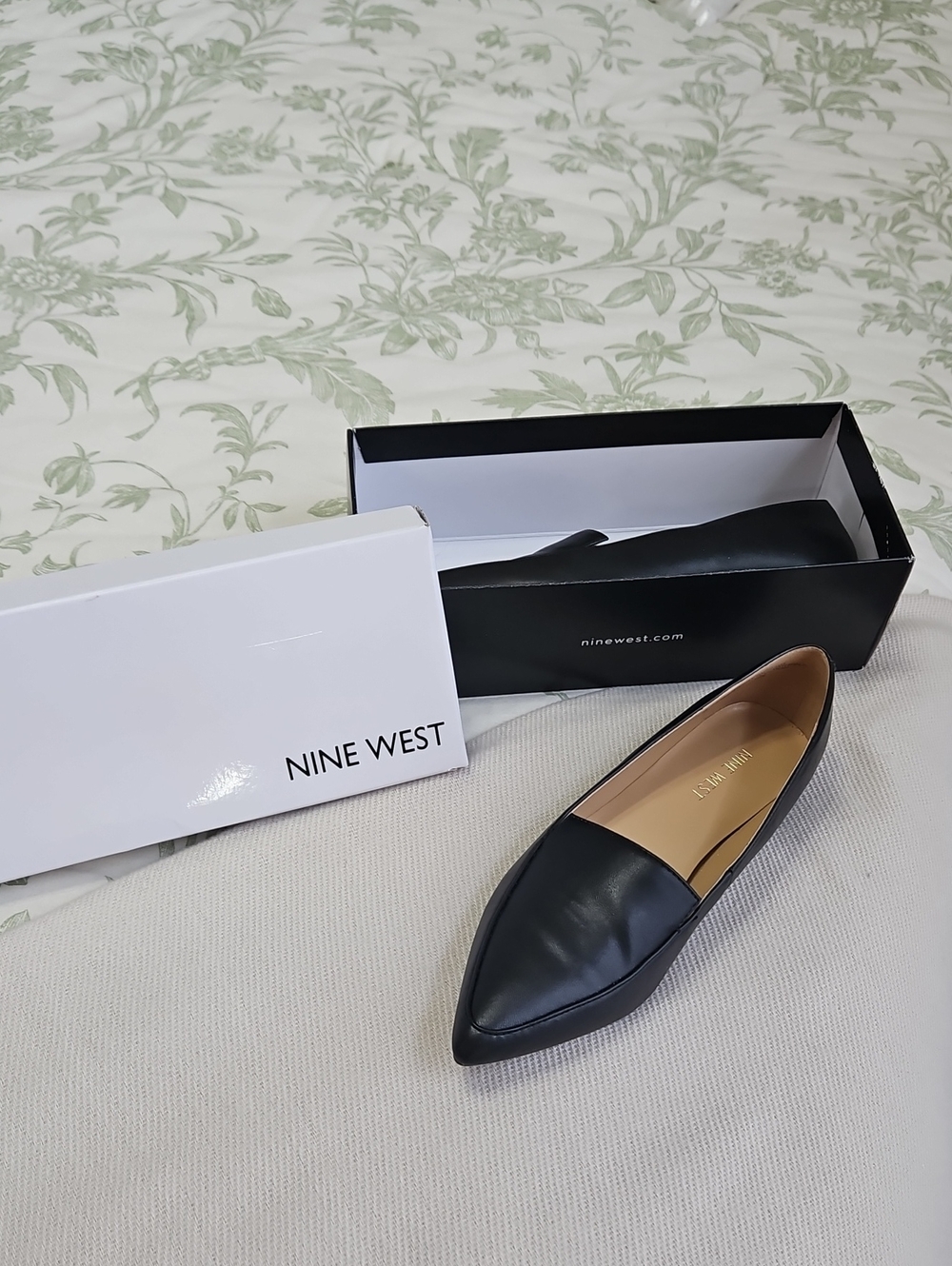 Nine West Black Pointed Leather Slip-On Loafer